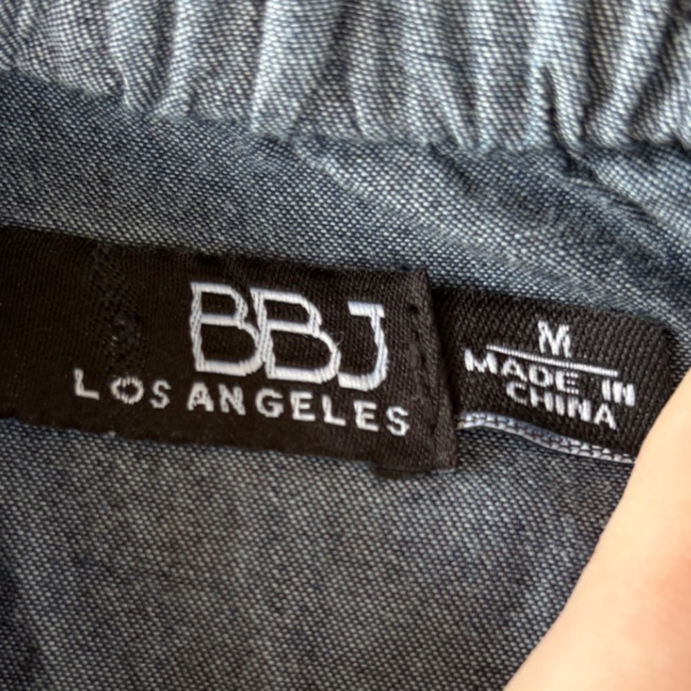 BBJ‎ Los Angeles Blue Chambray Strapless Tiered Ruffle Mini Dress Medium - Picture 2 of 4